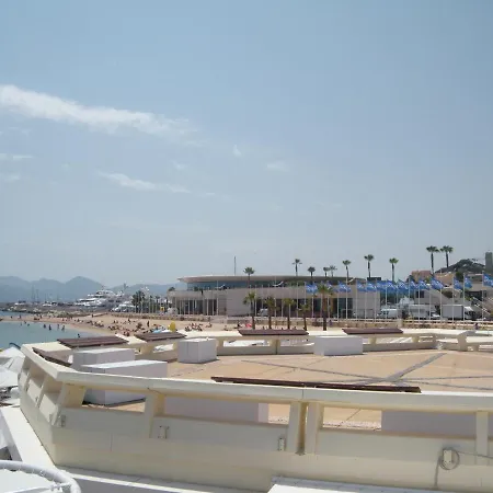 New York 2 Pieces 3 Etoiles Calme Plein Centre De Cannes, 5mn Des Plages Et Palais Apartment